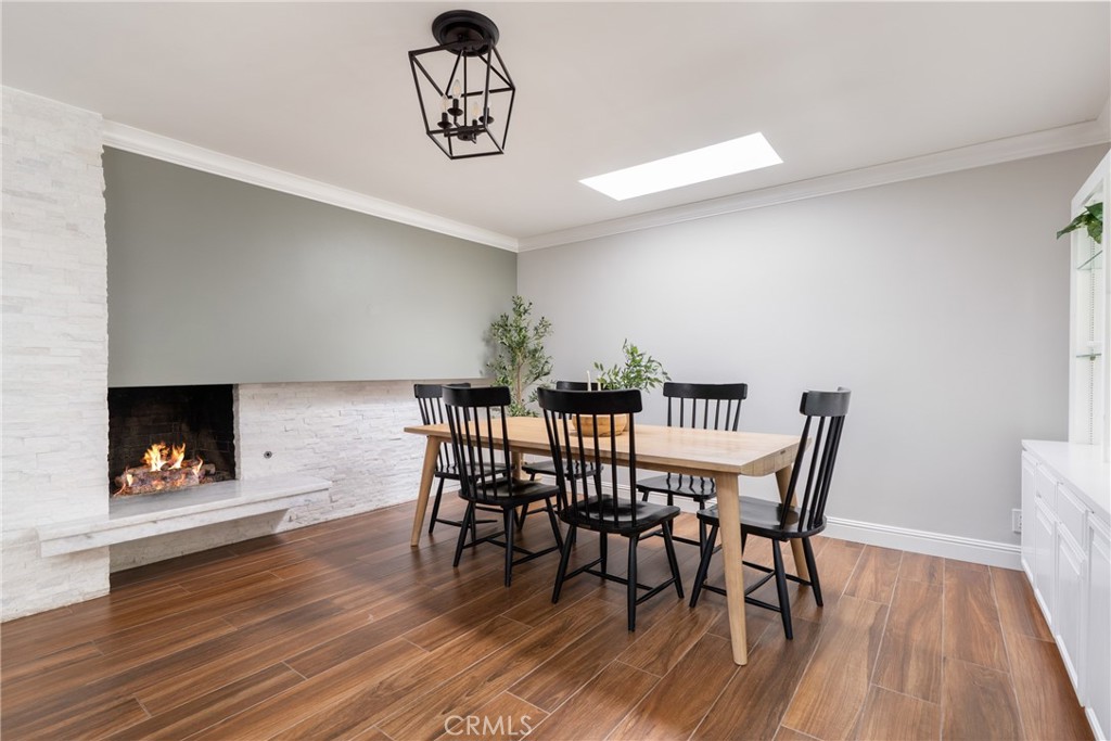 MLS #OC25137424 img 16