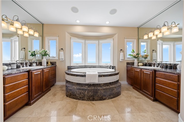 Detail Gallery Image 38 of 57 For 2 Cresta Del Sol, San Clemente,  CA 92673 - 5 Beds | 5/1 Baths