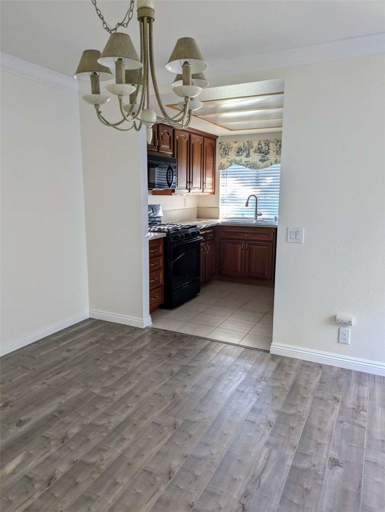 Detail Gallery Image 8 of 21 For 15911 Alta Vista Dr 705c,  La Mirada,  CA 90638 - 2 Beds | 2 Baths