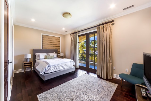 Detail Gallery Image 49 of 52 For 12530 Collins St, Valley Glen,  CA 91607 - 6 Beds | 5/1 Baths