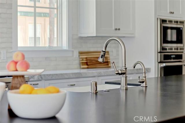 1400 21st Street, Manhattan Beach, California 90266, 5 Bedrooms Bedrooms, ,2 BathroomsBathrooms,Residential,Sold,21st,SB16198093