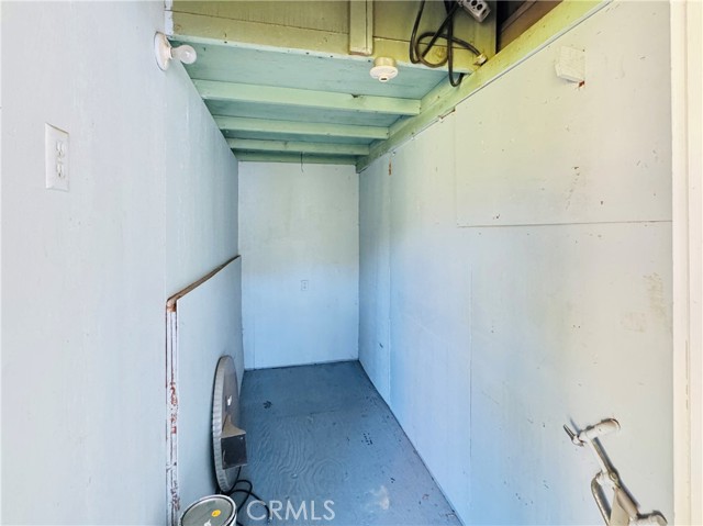 Detail Gallery Image 35 of 45 For 16737 Pineridge, Granada Hills,  CA 91344 - 4 Beds | 2/1 Baths