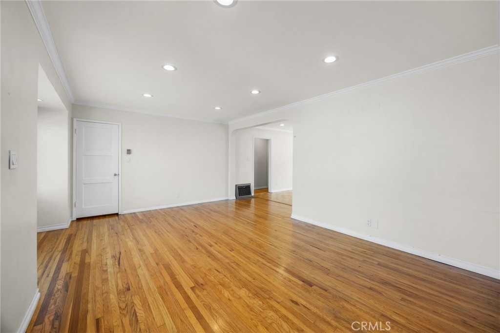MLS #PW26138936 image #3