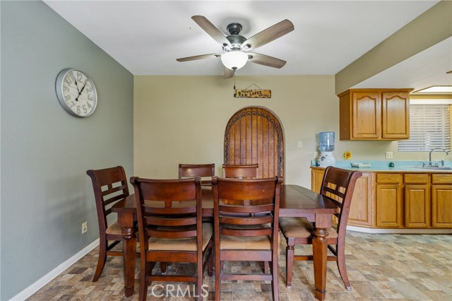 Detail Gallery Image 19 of 46 For 147 Myrtlewood, Calimesa,  CA 92320 - 4 Beds | 2 Baths