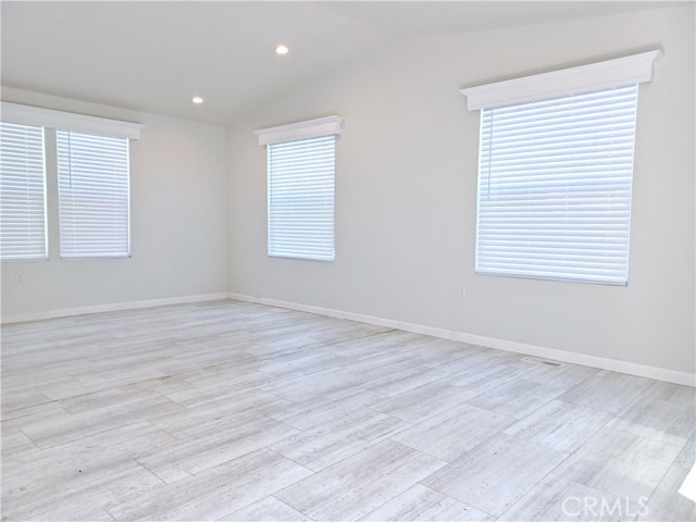 8100 Foothill blvd, 73 photo 2
