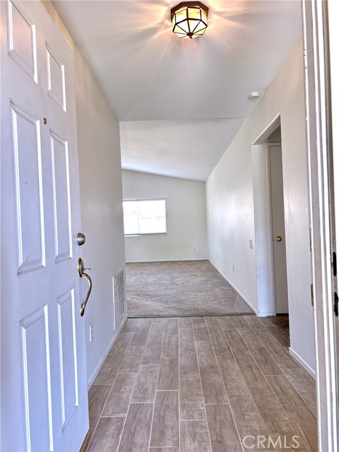 Detail Gallery Image 12 of 21 For 828 Coramdeo Ct, Hemet,  CA 92543 - 3 Beds | 2 Baths