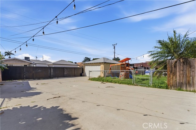 Detail Gallery Image 12 of 12 For 1307 Merced, South El Monte,  CA 91733 - 3 Beds | 1 Baths