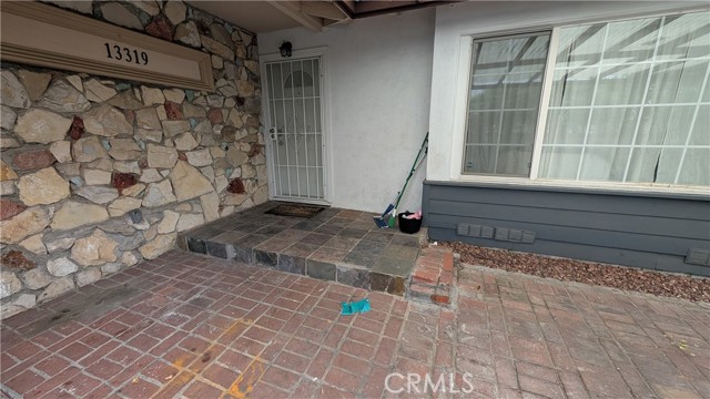 Image 47 of 50 For 13319 Magnolia