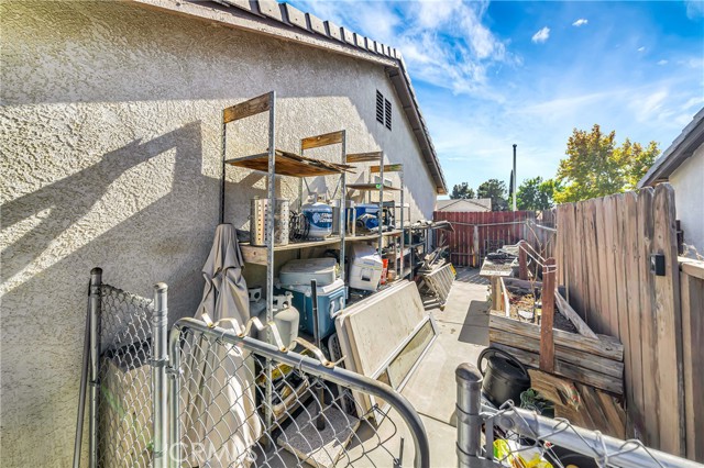 Detail Gallery Image 35 of 38 For 6041 Treehaven Ct, Lancaster,  CA 93536 - 3 Beds | 2 Baths