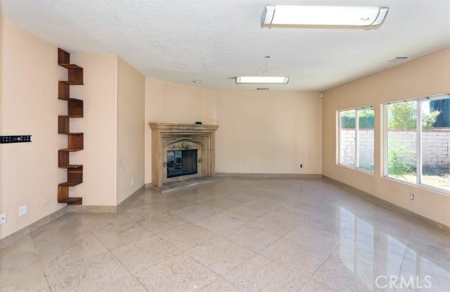 Detail Gallery Image 21 of 45 For 13030 Caspian, Victorville,  CA 92395 - 4 Beds | 3 Baths