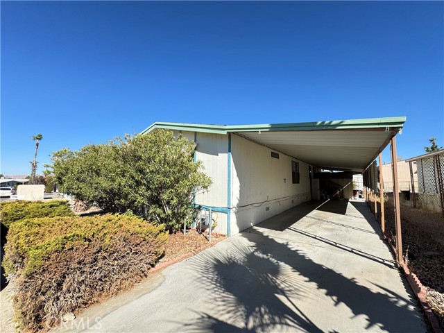 Detail Gallery Image 1 of 27 For 15252 Seneca Rd #284,  Victorville,  CA 92392 - 3 Beds | 2 Baths