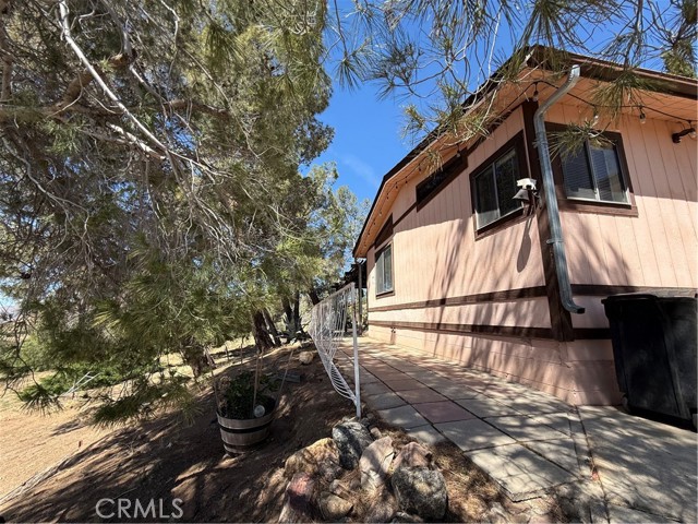 Detail Gallery Image 3 of 5 For 33614 Arksey, Acton,  CA 93510 - 2 Beds | 2 Baths