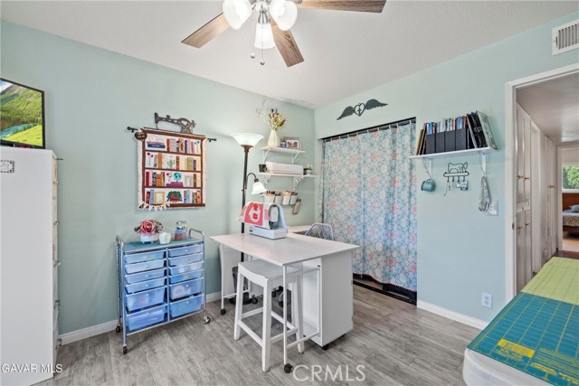 2520 Edam Street, Lancaster CA: https://media.crmls.org/medias/311c8271-55c1-49b2-9450-bda988d55024.jpg