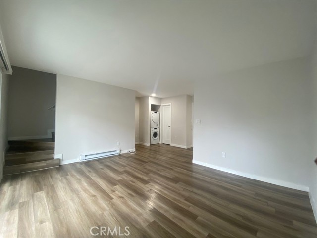 404 N Broadway, Redondo Beach CA: https://media.crmls.org/medias/311d8c54-b47e-4610-b129-0e4ce5ca577e.jpg