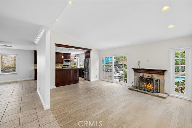 26762 Via Zaragosa, Mission Viejo CA: https://media.crmls.org/medias/311dabde-d1bd-40d1-8937-5077e9fdbebb.jpg