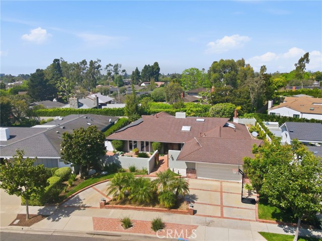 Detail Gallery Image 68 of 71 For 1633 Santiago, Newport Beach,  CA 92660 - 4 Beds | 3/1 Baths