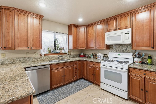 Detail Gallery Image 26 of 48 For 16019 Cactus St, Hesperia,  CA 92345 - 4 Beds | 3 Baths