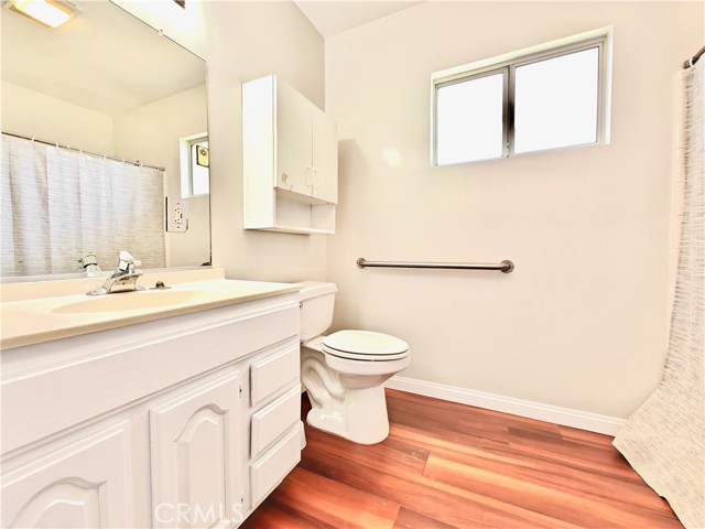 745 W E Street, Ontario CA: https://media.crmls.org/medias/311e29cd-13f8-4224-8233-d1e5feea093a.jpg