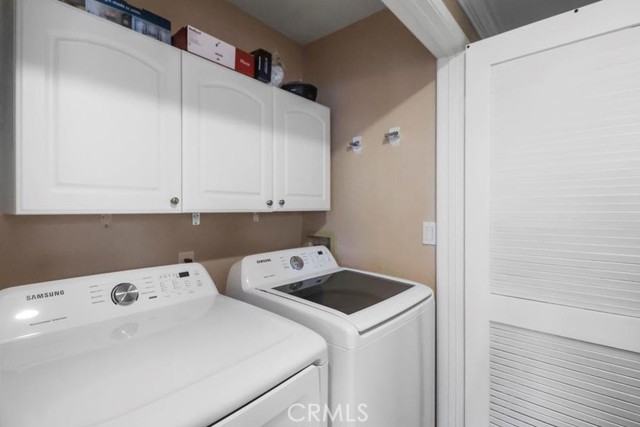 1095 S San Marino Way, Anaheim CA: https://media.crmls.org/medias/311eaf23-64da-4ce5-bdec-bb878f058e85.jpg