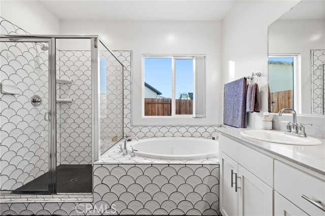 Detail Gallery Image 28 of 51 For 7702 Canyon Trail Ave, Bakersfield,  CA 93313 - 4 Beds | 2/1 Baths