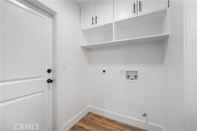 424 E Victoria Street, Rialto CA: https://media.crmls.org/medias/311ee810-614f-4ee7-b1f9-45ce45394f94.jpg