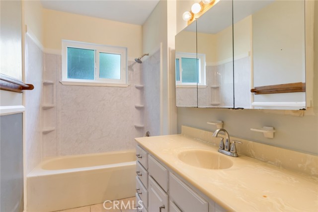Detail Gallery Image 13 of 23 For 6720 Saint James Court, Riverside,  CA 92504 - 4 Beds | 2 Baths