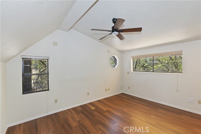 33294 Wild Rose Drive, Green Valley Lake CA: https://media.crmls.org/medias/311f8d20-6ac9-4454-a66b-d234acabbd95.jpg