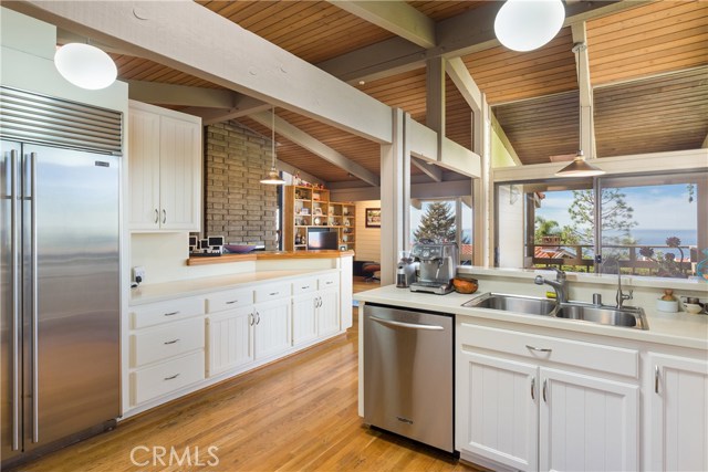 1315 Via Zumaya, Palos Verdes Estates, California 90274, 5 Bedrooms Bedrooms, ,3 BathroomsBathrooms,Residential,Sold,Via Zumaya,PV17039803