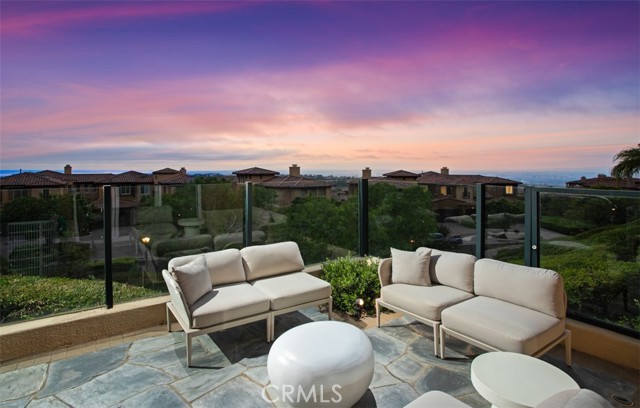 7 Suprema Drive, Newport Coast CA: https://media.crmls.org/medias/31206ffe-7278-4442-bdf1-3c851956cab1.jpg