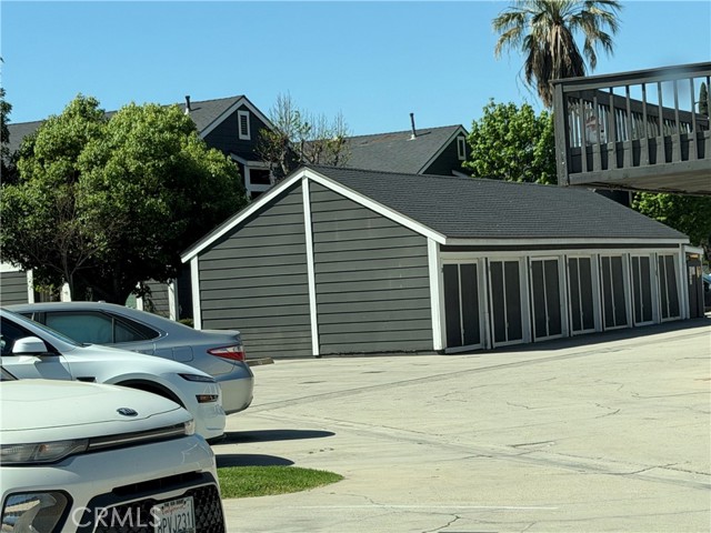 Detail Gallery Image 8 of 61 For 824 N Pasadena Ave #11,  Azusa,  CA 91702 - 2 Beds | 1/1 Baths