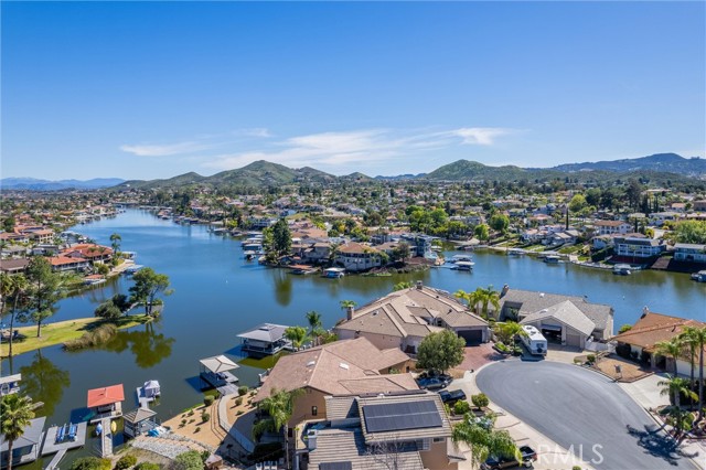 Detail Gallery Image 23 of 33 For 22640 Blue Teal, Canyon Lake,  CA 92587 - 3 Beds | 2/2 Baths