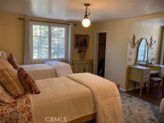520 Millburn Road, Lake Arrowhead CA: https://media.crmls.org/medias/31216638-3779-43ad-b4c8-238a8fff1f6a.jpg
