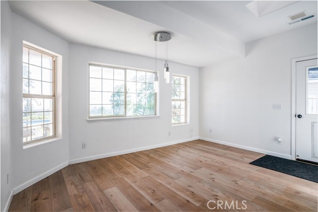 Image 23 of 50 For 4620 Wendlis Road