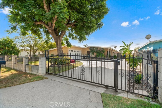 18362 E Citrus Edge St, Azusa, CA 91702