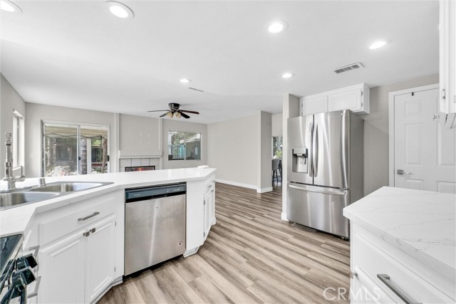 Detail Gallery Image 14 of 38 For 39851 Wild Canary Ln, Murrieta,  CA 92562 - 3 Beds | 2/1 Baths