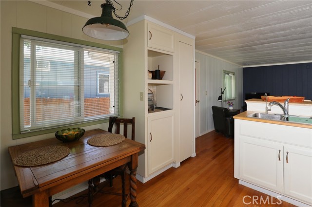 Detail Gallery Image 6 of 23 For 13050 Island Dr #29,  Clearlake Oaks,  CA 95423 - 1 Beds | 1 Baths