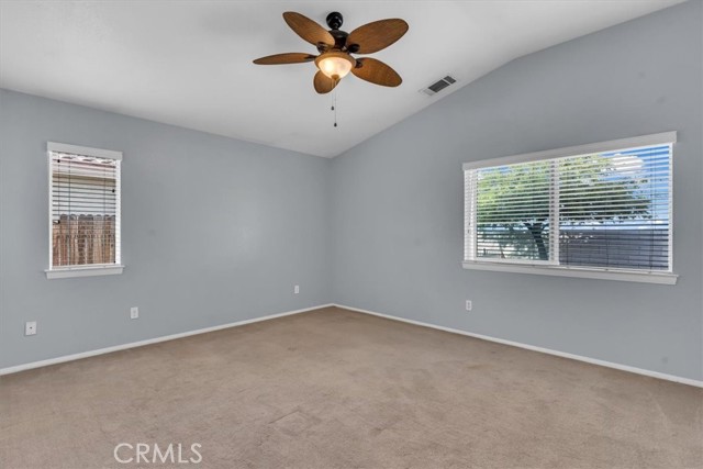 Detail Gallery Image 13 of 22 For 13476 Jubilee Pl, Victorville,  CA 92395 - 3 Beds | 2 Baths