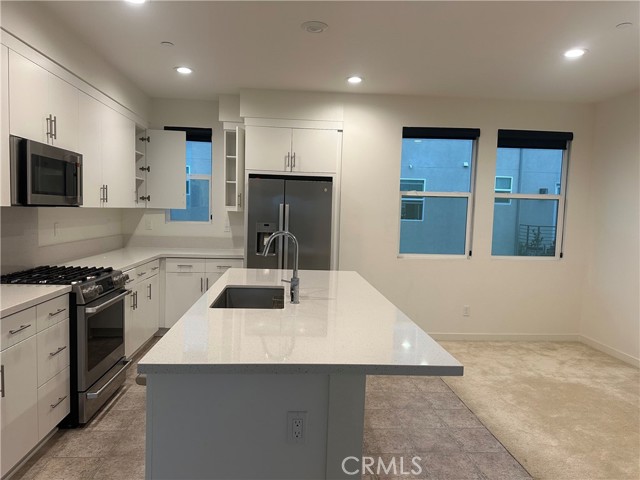 Detail Gallery Image 14 of 27 For 10547 Coupland Way, San Diego,  CA 92126 - 2 Beds | 3 Baths