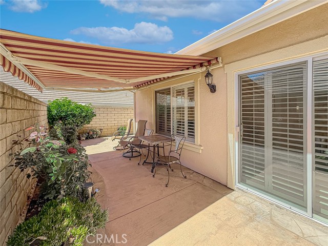 2037 Freesia Avenue, Simi Valley CA: https://media.crmls.org/medias/31257fd5-333e-4446-9080-51ec92474c06.jpg