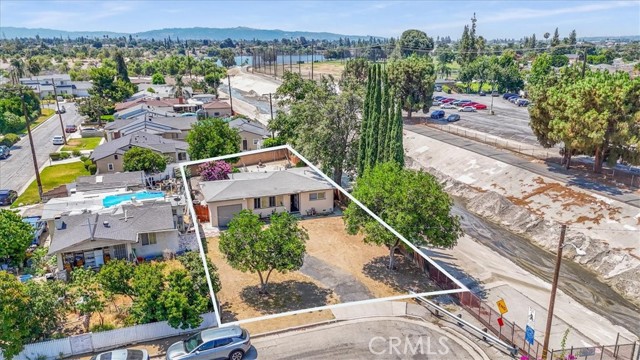 4026 Daines Drive, Arcadia CA: https://media.crmls.org/medias/3126fe2f-7007-4be8-b34e-7ca63244eed4.jpg