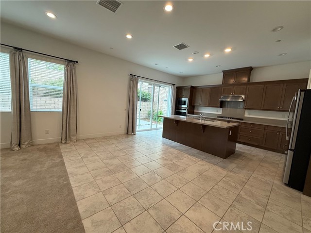19256 Merryweather Drive, Canyon Country CA: https://media.crmls.org/medias/31270a49-6fcd-42ef-a971-d457508bac44.jpg