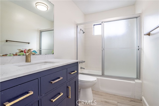 Detail Gallery Image 14 of 28 For 635 E Elmwood Ave #102,  Burbank,  CA 91501 - 2 Beds | 2 Baths