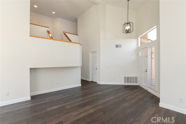 16783 Lake Knoll, Riverside CA: https://media.crmls.org/medias/3127e585-3970-49c3-affe-e9f6b2270fbb.jpg