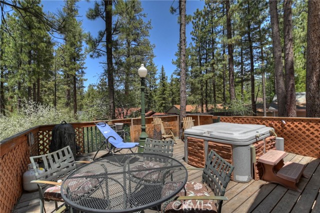 Detail Gallery Image 7 of 22 For 407 Sugarloaf Bld, Big Bear City,  CA 92314 - 2 Beds | 1 Baths