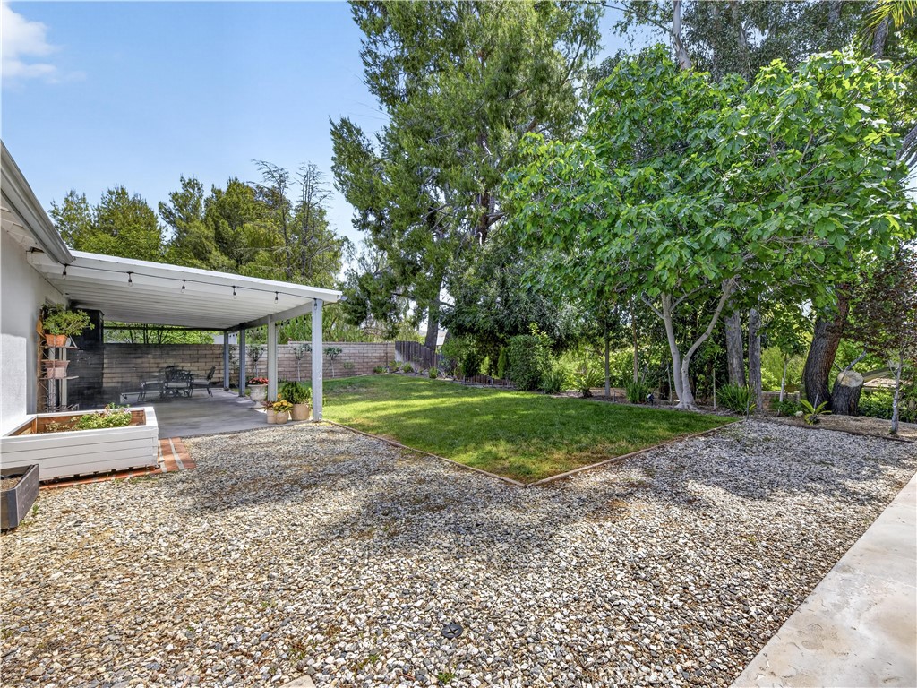 https://media.crmls.org/medias/3129a505-8b59-4b9b-8404-a4a486d50dbb.jpg?preset=X-Large