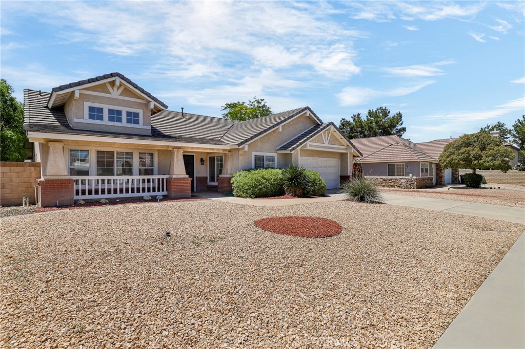 4102 Victoria Lane