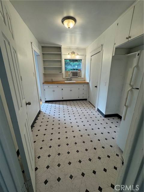 Detail Gallery Image 7 of 24 For 341 Redondo, Long Beach,  CA 90814 - – Beds | – Baths