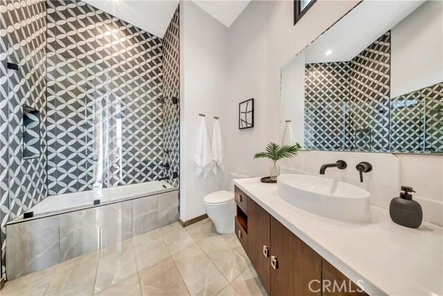 Detail Gallery Image 25 of 54 For 6451 Chesebro Rd, Agoura Hills,  CA 91301 - 6 Beds | 6/1 Baths