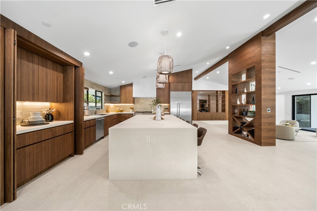 MLS #SR25246498 image #9