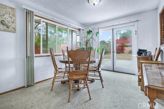 315 Hobbs Lane, Santa Maria CA: https://media.crmls.org/medias/312f1b75-ffb3-4af8-a192-84f4e26455cd.jpg